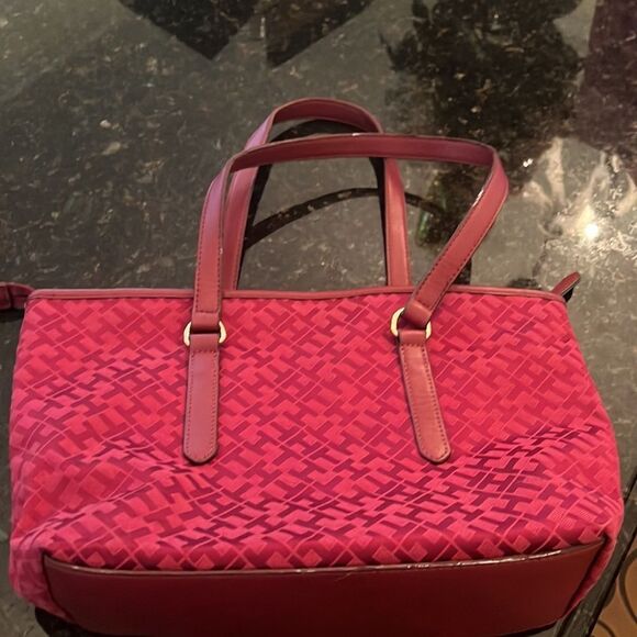 *Tommy Hilfiger* Ruby Red Monogram Shopper Handbag Tote - Picture 12 of 14